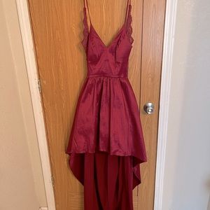 Homecoming dress only been wore once.